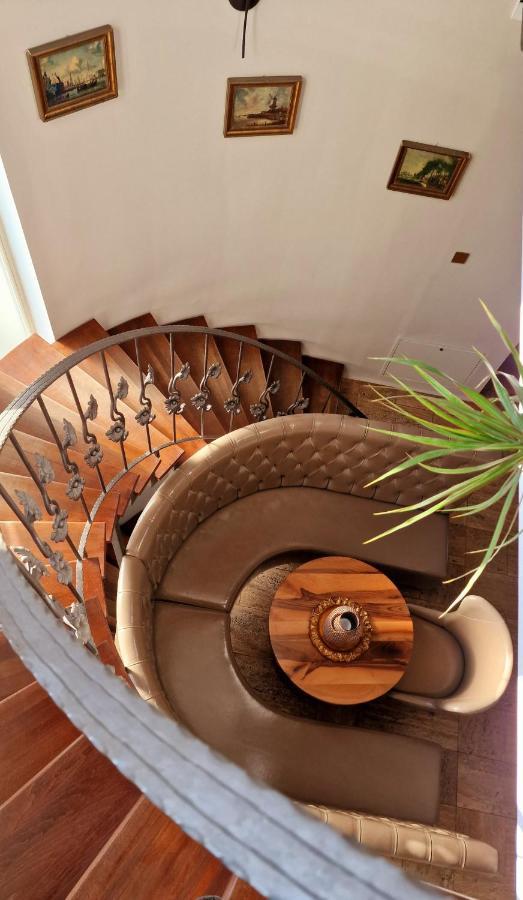 Villa Westfalia Guest House Tirgu Secuiesc Luaran gambar
